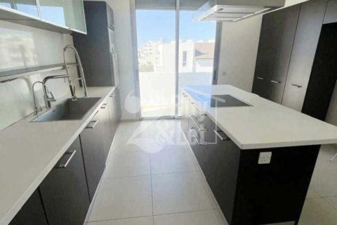 3 bedrooms Penthouse in Mesa Geitonia, Cyprus No. 84483 3