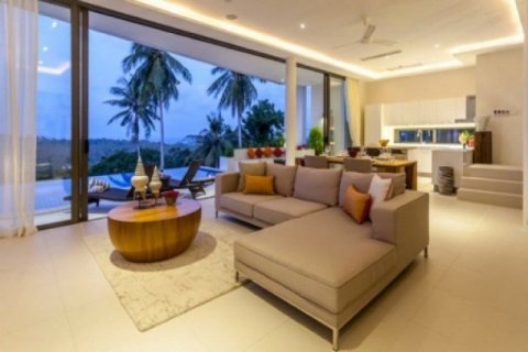 4 bedrooms Villa in Ko Samui, Thailand No. 96519 2