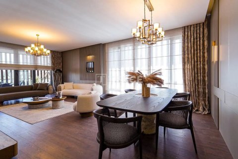 5 bedrooms Apartment in Quang Ngai, Vietnam No. 79840 8