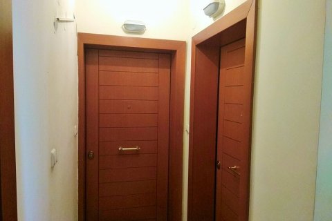 16 habitaciones Edificio en Thessaloniki, Greece No. 57252 9