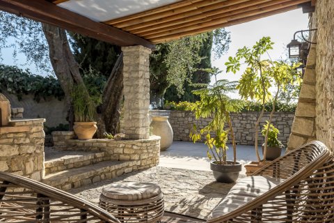 5 dormitorios Villa en La Colle-sur-Loup, France No. 68705 5