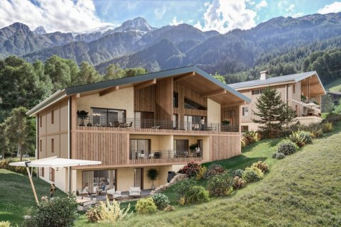 3 bedrooms Apartment in Les Houches, France No. 99441 2