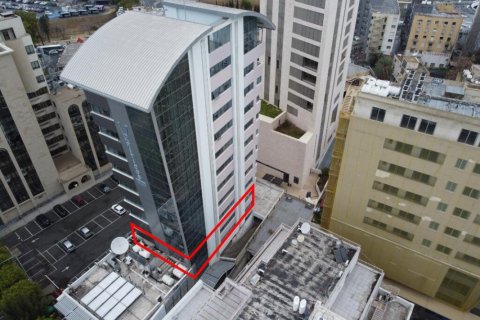 Коммерческая недвижимость 200м² в Никосия, Кипр №105486
