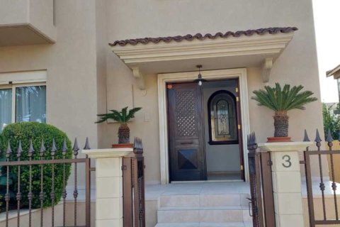 8 bedrooms House in Limassol, Cyprus No. 100547 7