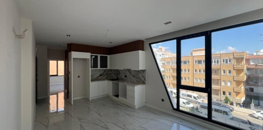 3 rooms Apartment in Alanya, Turkey No. 81599