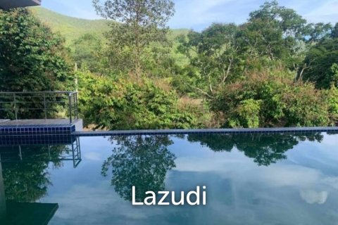 4 bedrooms House in Chiang Mai, Thailand No. 98025 2