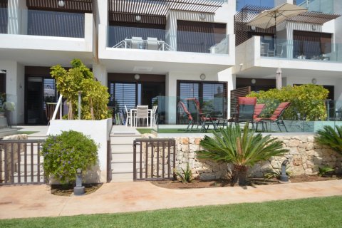 2 dormitorios Apartment en Torre de la Horadada, Spain No. 111736