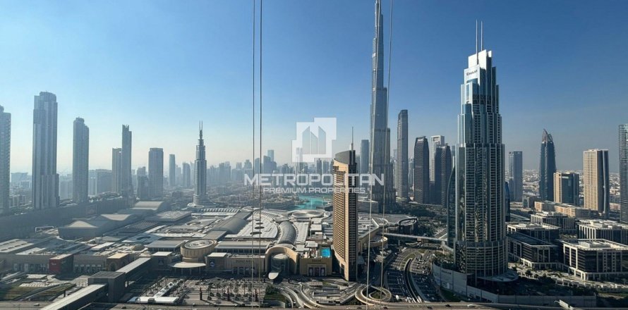 3 bedrooms Apartment in Trung Hoa, Vietnam No. 87133