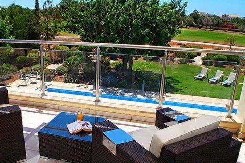 4 bedrooms House in Paphos, Cyprus No. 31259 11