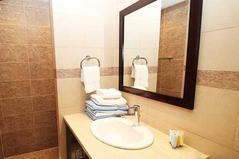 4 bedrooms House in Paphos, Cyprus No. 31259 6