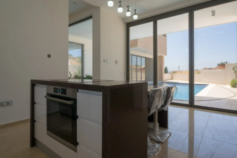 5 bedrooms Villa in Germasogeia, Cyprus No. 101226 8