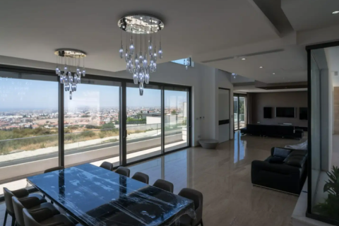 5 bedrooms Villa in Germasogeia, Cyprus No. 101226 5