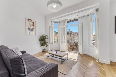 3 bedrooms Apartment in Cannes, France No. 68030 4