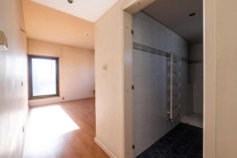 4 bedrooms House in Strovolos, Cyprus No. 78332 8