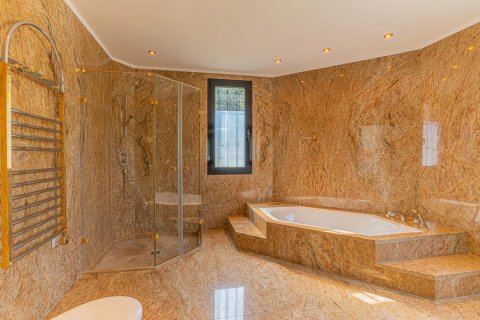 6 bedrooms Villa in Mougins, France No. 76716 9