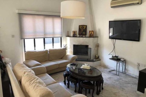 4 bedrooms Villa in Agios Athanasios, Cyprus No. 81285 3