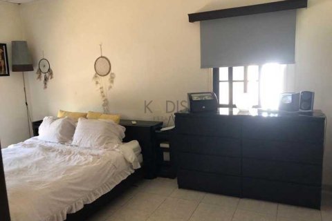 4 bedrooms Villa in Agios Athanasios, Cyprus No. 81285 15