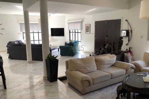 4 bedrooms Villa in Agios Athanasios, Cyprus No. 81285 11
