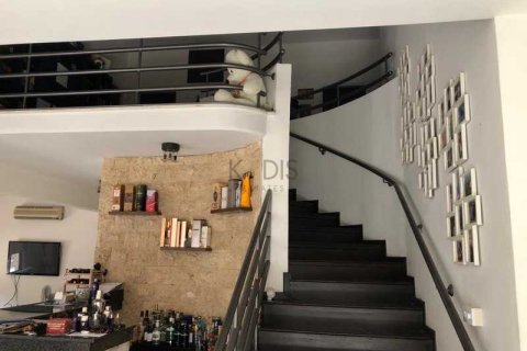 4 bedrooms Villa in Agios Athanasios, Cyprus No. 81285 10