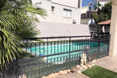 4 bedrooms Villa in Agios Athanasios, Cyprus No. 81285 4