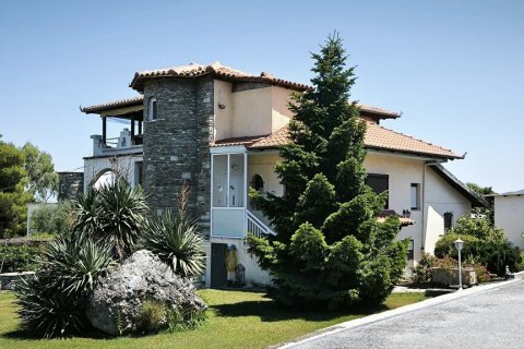 Дом с 3 спальнями в Пиерия, Греция №107459 1