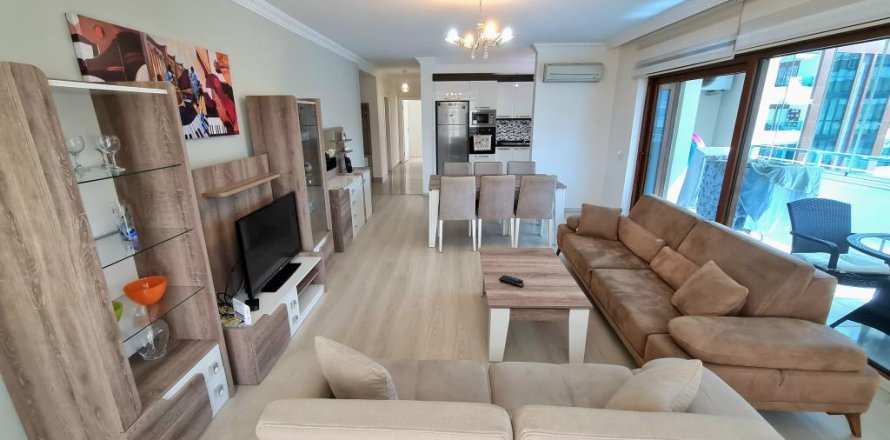 3 rooms Apartment in Oba, Turkey No. 17700