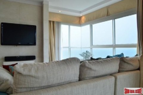 2 bedrooms Apartment in Jomtien Beach, Thailand No. 96563 19
