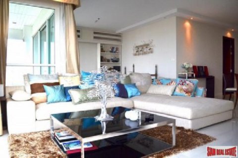 2 bedrooms Apartment in Jomtien Beach, Thailand No. 96563 17