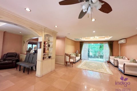 6 bedrooms House in Chiang Mai, Thailand No. 97831 1