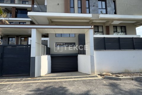 2 bedrooms Apartment in Ho Chi Minh, Vietnam No. 87691 8