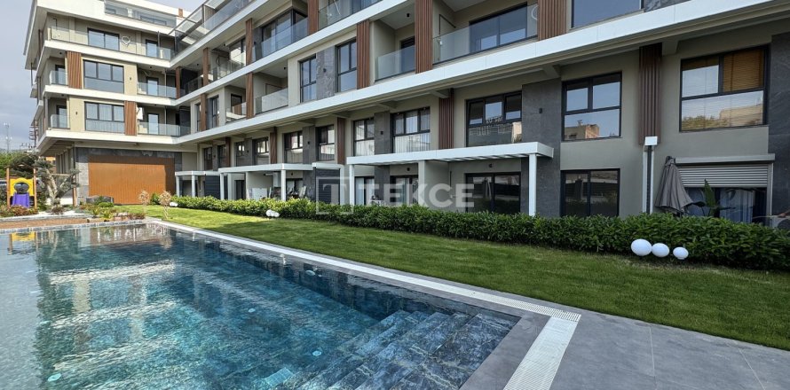 2 dormitorios Apartment en Izmir, Turkey No. 87691