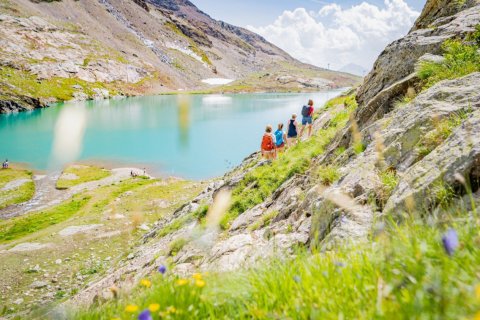 3 bedrooms Apartment in Huez, France No. 99690 1