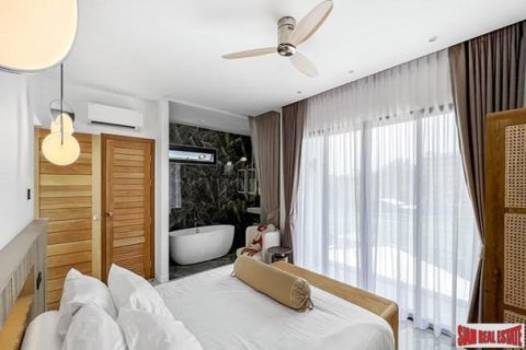 4 bedrooms Villa in Nai Harn Beach, Thailand No. 96655 16