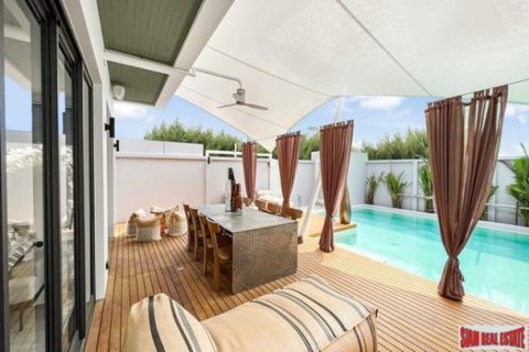 4 bedrooms Villa in Nai Harn Beach, Thailand No. 96655 11