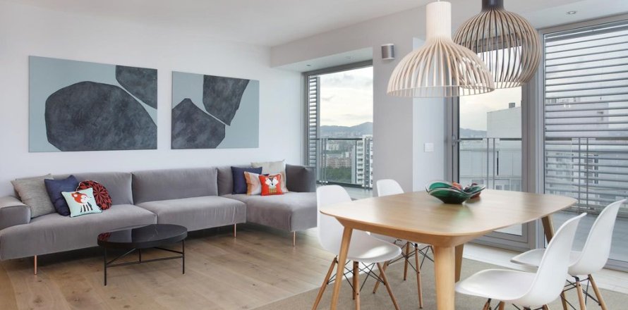 Квартира с 3 спальнями в Барселона, Испания №110756