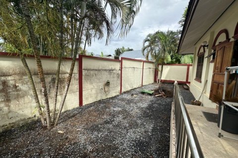 3 bedrooms Villa in Rawai, Thailand No. 97267 20