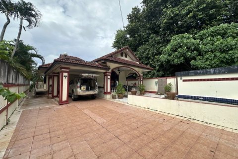 3 bedrooms Villa in Rawai, Thailand No. 97267 1