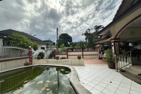 3 bedrooms Villa in Rawai, Thailand No. 97267 3