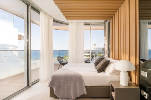 3 chambres Penthouse à Estepona, Spain No. 27609