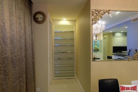 3 dormitorios Apartment en Bangkok, Thailand No. 96343 2