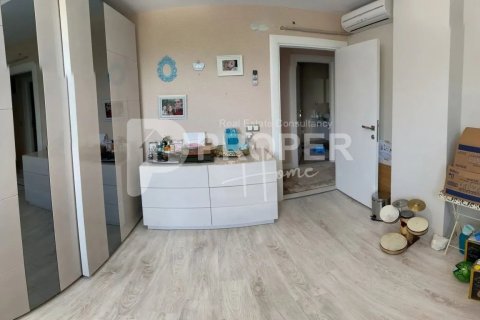 4 rooms Apartment in Dao Huu Canh, Vietnam No. 11708 13