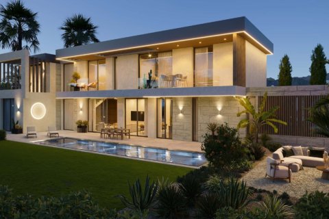 5 bedrooms Villa in Estepona, Spain No. 121867