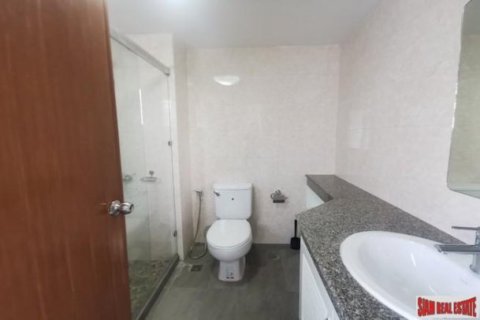 3 bedrooms Apartment in Bangkok, Thailand No. 96151 14