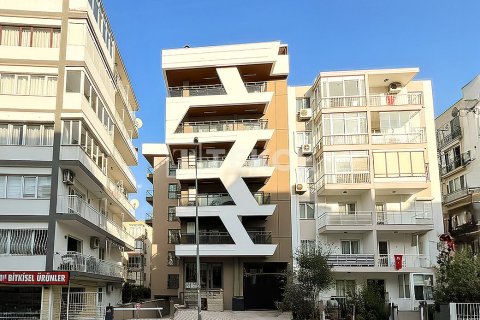2 bedrooms Apartment in Izmir, Turkey No. 113627
