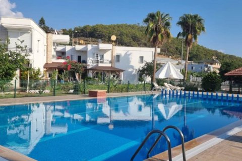 2 bedrooms Villa in Alanya, Turkey No. 113940