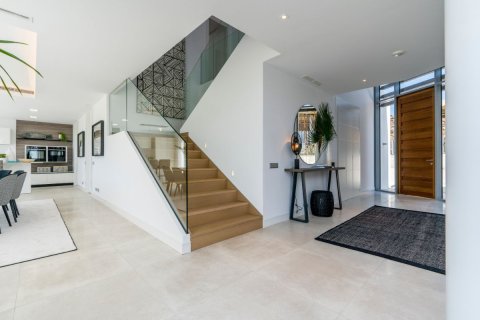 4 bedrooms Villa in Tan Xuan, Vietnam No. 27598 6