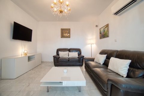 4 bedrooms Villa in Paphos, Cyprus No. 99825 10