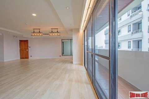 3 bedrooms Penthouse in Bangkok, Thailand No. 96467 24