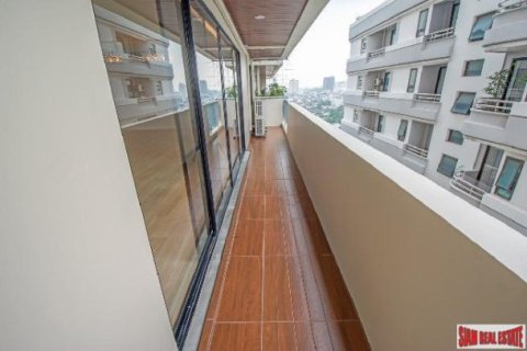 3 bedrooms Penthouse in Bangkok, Thailand No. 96467 23