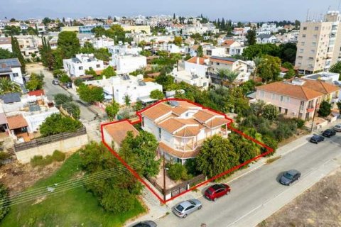 4 bedrooms House in Aglantzia, Cyprus No. 71932 1